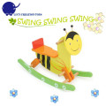 Passeio clássico em animais Toy Bee Kids Rocking Horse